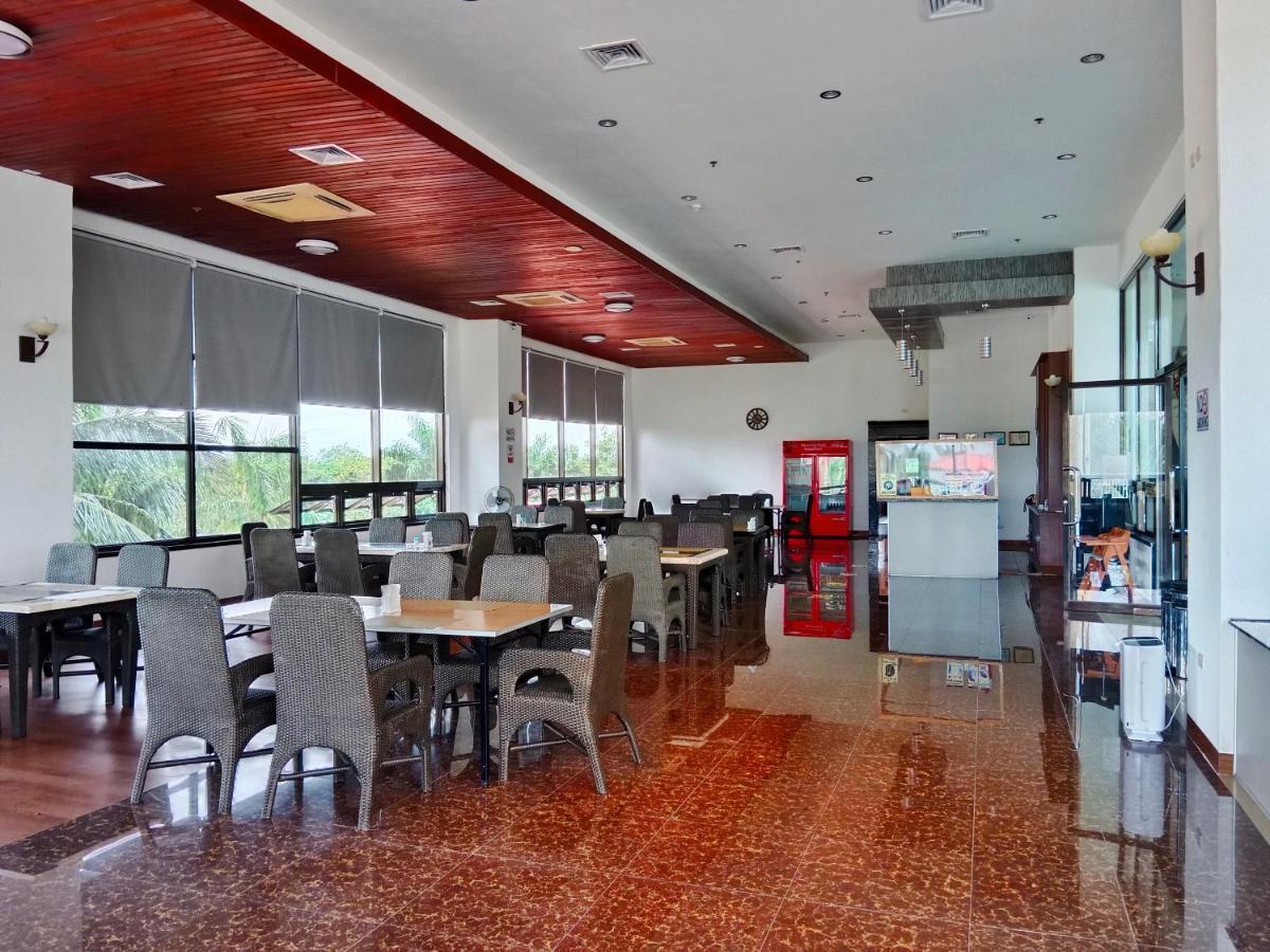 Queens Island Golf And Resort Medellin Zewnętrze zdjęcie